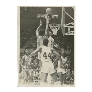 Vintage 1980s High School Basketball Game Player Photo Retro Alabama 5x7